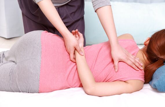 出張整体を利用して肩甲骨はがしを体感 | お身体の悩みを解決するならTrip Bodycare